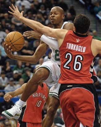 更在攻防两 更在攻防两